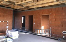 De vanzare casa semifinisata , 92mp, Martinesti 