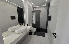 Casa 9 camere, 330 mp, 400 mp teren, zona Semicentrală