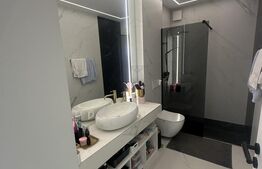 Casa 9 camere, 330 mp, 400 mp teren, zona Semicentrală