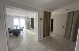 Casa 9 camere, 330 mp, 400 mp teren, zona Semicentrală