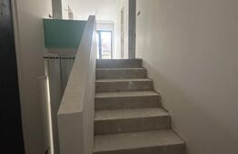 Casa 9 camere, 330 mp, 400 mp teren, zona Semicentrală