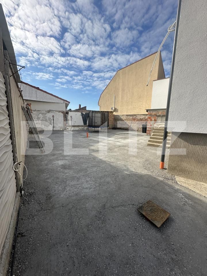 Casa de vânzare 9 camere Semicentral - 180013CV | BLITZ Satu Mare | Poza16