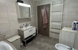 Afacere și casa de vânzare  ,228 mp, zonă Semicentrală