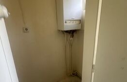 Apartament cu 3 camere, 60 mp, zona Centrala 