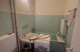 Apartament cu 3 camere, 60 mp, zona Centrala 