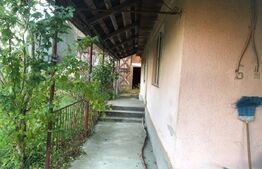 Casa bătrânească, 1500 mp teren, comuna Pomi