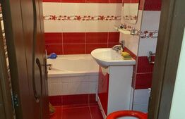 Apartament cu 3 camere, 64 mp, zona Micro 16