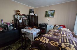 Casa 2 camere, 95 mp . Teren 4446 mp - Amati