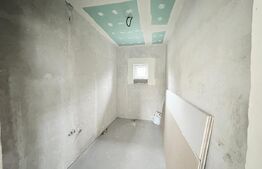 Casă de vânzare , 125 mp , teren 4,5 ari, zona Lazuri