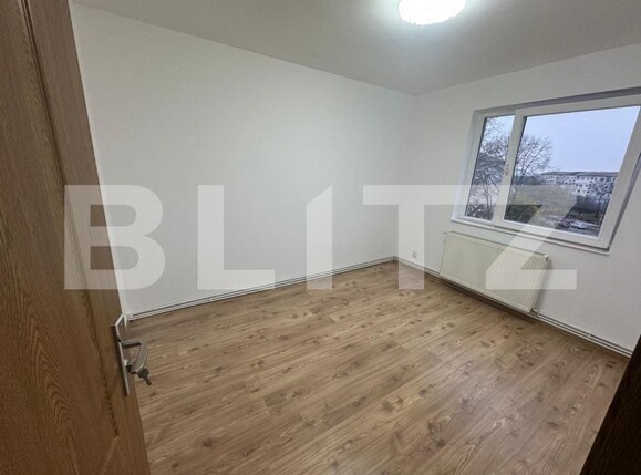Apartament de vânzare 2 camere Micro 14 - 181859AV | BLITZ Satu Mare | Poza4