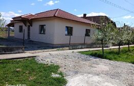 Casa cu 3 camere de vanzare , 120mp, teren 500 mp, in Lazuri