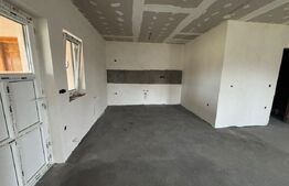 Casa cu 3 camere de vanzare , 100mp, teren 500 mp, in Lazuri