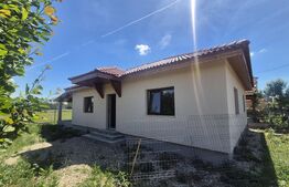 Casa cu 3 camere de vanzare , 120mp, teren 500 mp, in Lazuri