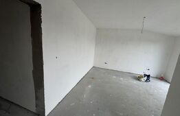 Casa semifinisata de vanzare, 167mp, teren 960 mp, la intrare in Lazuri