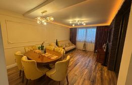 Apartament cu 4 camere de vanzare, 133 mp, zona Careiului