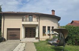 Casa de vanzare, 300 mp, teren 600 mp, zona Bercu Rosu