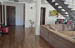 Casa de vanzare, 300 mp, teren 600 mp, zona Bercu Rosu