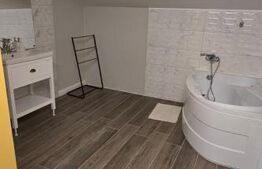 Casa de vanzare, 350 mp, zona Bercu Rosu