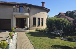 Casa de vanzare, 300 mp, teren 600 mp, zona Bercu Rosu