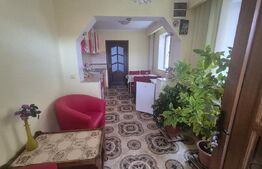 Pensiune turistica + casa de locuit, 315 mp, teren 761 mp, zona Baritiu