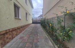 Pensiune turistica + casa de locuit, 315 mp, teren 761 mp, zona Baritiu