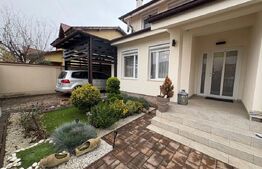 Casă de vânzare 239 mp, teren 5,6 ari,  zona Titulescu