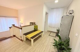 Casă de vânzare 239 mp, teren 5,6 ari,  zona Titulescu