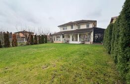 Casă de vânzare 239 mp, teren 5,6 ari,  zona Titulescu