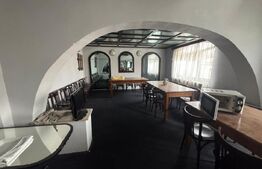 Casa de vanzare cu 6 camere, 374 mp, teren 719 mp,  strada Baritiu