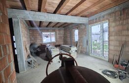 Casa cu 4 camere  semifinisata, 92 mp, teren 400 mp, in Vetis