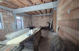 Casa cu 4 camere  semifinisata, 92 mp, teren 400 mp, in Vetis