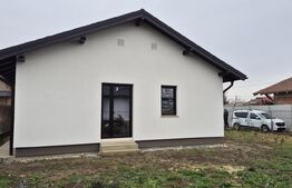 Casa cu 4 camere  semifinisata, 92 mp, teren 400 mp, in localitatea Vetis