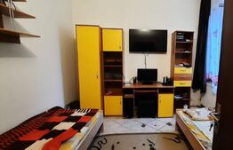 Casa de vanzare, curte comuna, 100 mp, zona Titulescu 