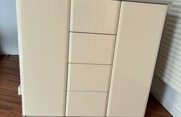 Apartament cu 3 camere de vanzare, 117 mp, zona Baritiu