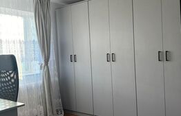 Apartament cu 3 camere de vanzare, 117 mp, zona Baritiu