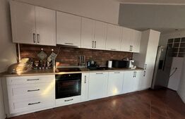 Apartament 3 camere, 117 mp, zona Baritiu