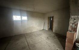 Casa de vanzare, 177 mp, teren 30 ari, zona Doba