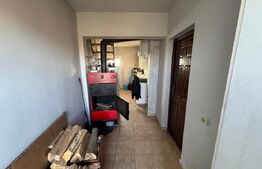 Casa de vanzare, 190 mp, teren 600 mp, zona Amatiului