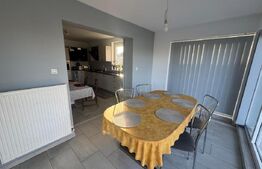 Casa de vanzare, 190 mp, teren 600 mp, zona Amatiului