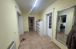 Casa de vanzare, 190 mp, teren 600 mp, zona Amatiului