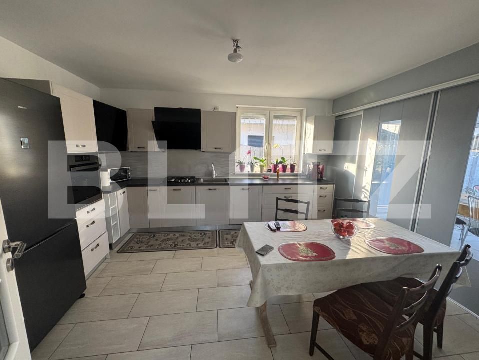 Casa de vânzare 3 camere Micro 17 - 184160CV | BLITZ Satu Mare | Poza3