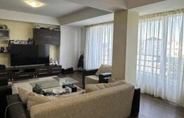 Apartament 3 camere, 100 mp, zona Semicentrală 