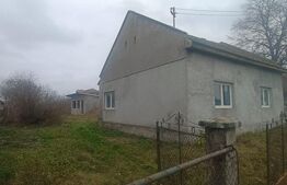 Casa de vanzare, 75 mp, localitatea Pelisor 