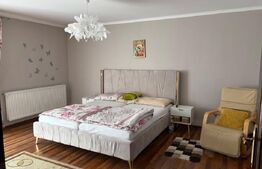 Casa cu 3 dormitoare, 186 mp, teren 696 mp, zona Paulesti