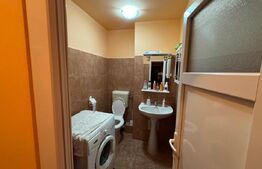 Apartament cu 3 camere de vanzare, 78 mp, zona Carpati 2