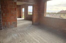 Casă de vânzare 400mp– Halmeu | teren generos de 27 arii