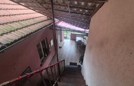 Casa cu 4 dormitoare de vanzare, 190 mp, 1306 mp teren, pe strada Careiului