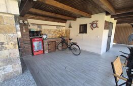 Casa cu 4 dormitoare de vanzare, 180 mp, teren 1487 mp, in localitatea Lazuri