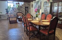 Casa cu 4 dormitoare de vanzare, 180 mp, teren 1487 mp, in Lazuri