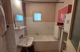 Apartament cu 4 camere de vanzare, 80 mp,  Micro 17